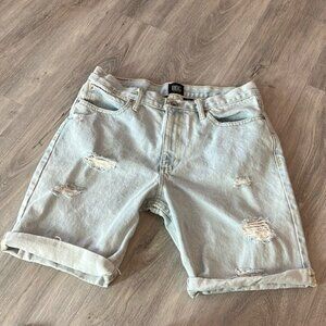 BDG urban outfitters Bermuda shorts size 32